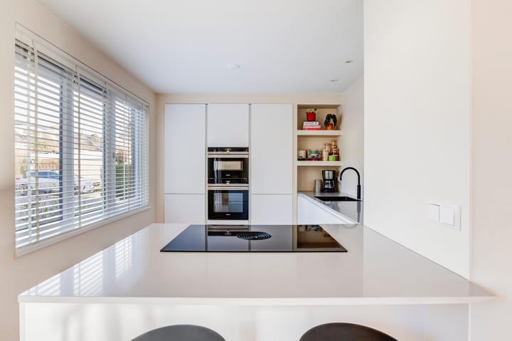 Foto 14 van Marga Klompélaan 1