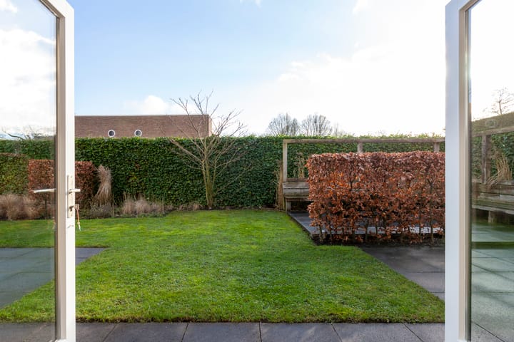 Foto 31 van Marga Klompélaan 1