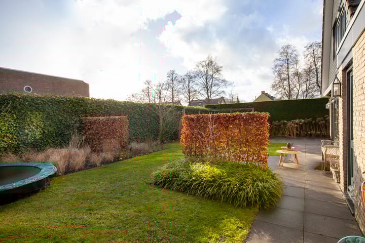 Foto 37 van Marga Klompélaan 1