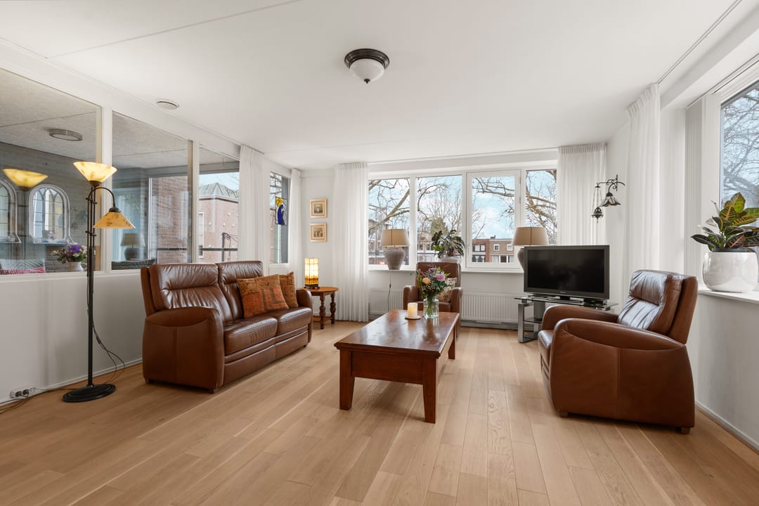 Foto 7 van Raadhuisplein 15-15