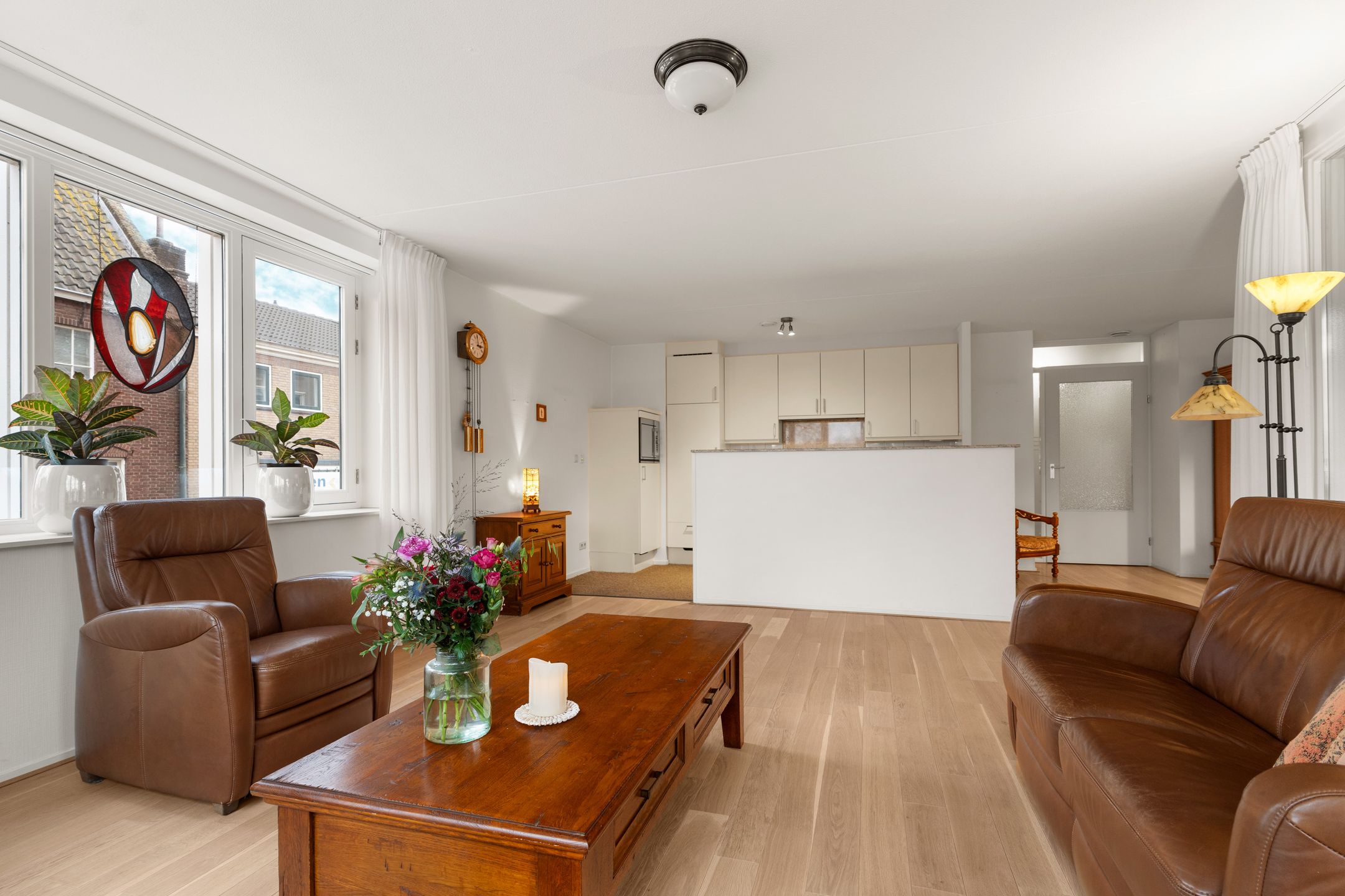 Foto 9 van Raadhuisplein 15-15