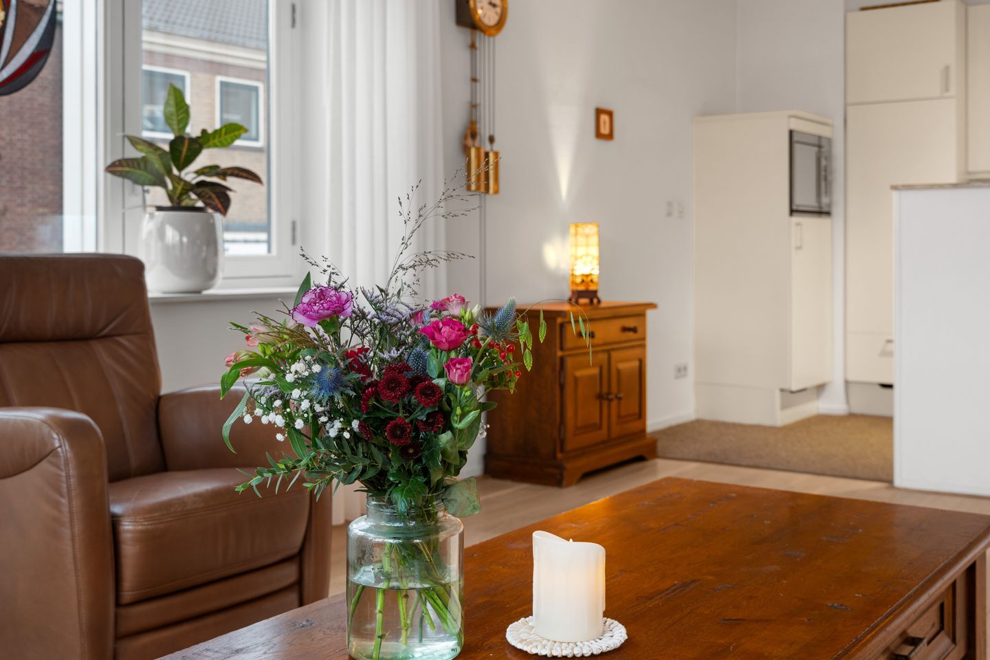 Foto 10 van Raadhuisplein 15-15