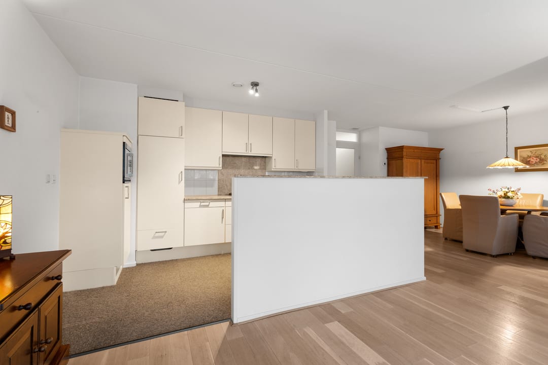 Foto 11 van Raadhuisplein 15-15