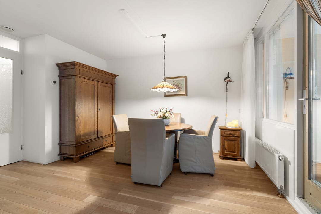 Foto 16 van Raadhuisplein 15-15