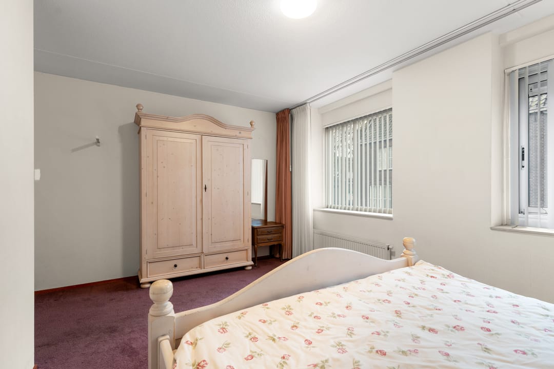 Foto 28 van Raadhuisplein 15-15