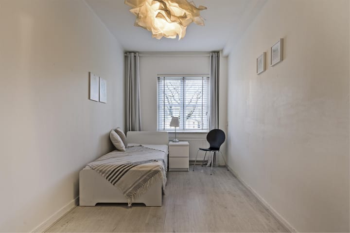 Foto 19 van Admiraal de Ruyterlaan 15