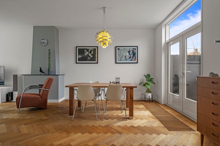 Foto 8 van Erasmusstraat 12