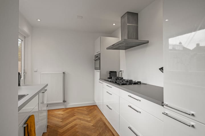 Foto 11 van Erasmusstraat 12