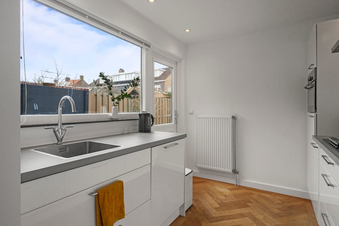 Foto 13 van Erasmusstraat 12