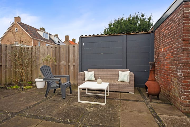 Foto 16 van Erasmusstraat 12