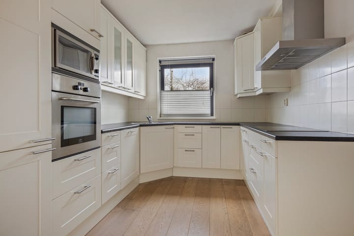 Foto 13 van Roosduinen 45