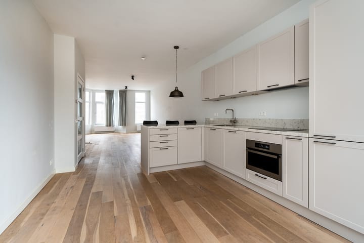 Foto 9 van Schiedamseweg 49-A01