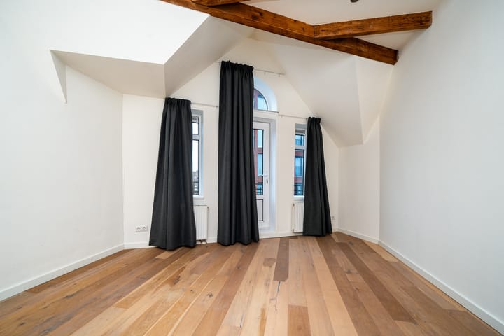 Foto 15 van Schiedamseweg 49-A01