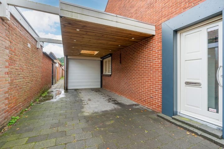 Foto 32 van Maststraat 43