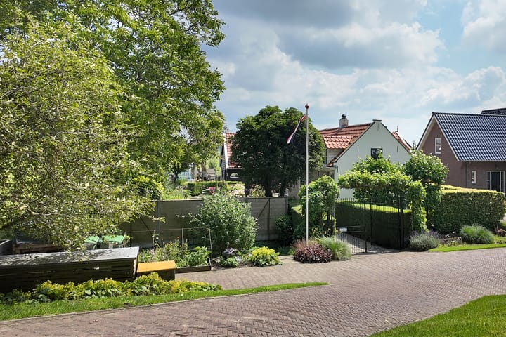 Photo 72 of Tonsedijk 28