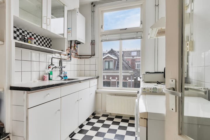 Foto 3 van Leeuwarderstraat 42-A