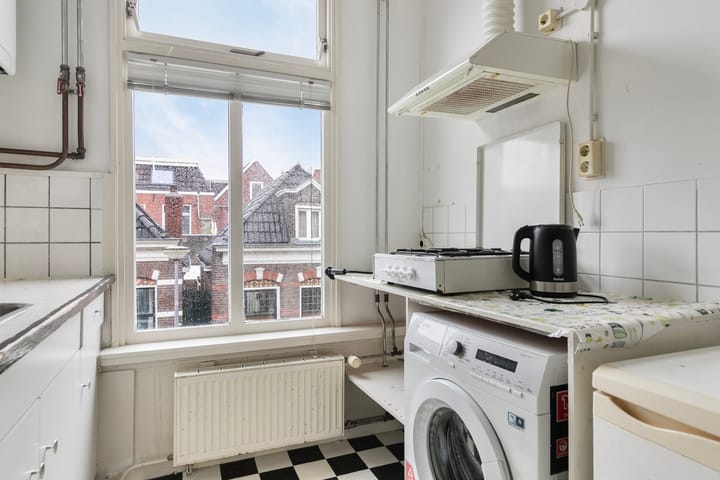 Foto 16 van Leeuwarderstraat 42-A