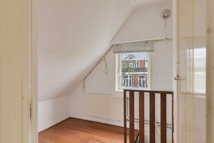 Foto 18 van Leeuwarderstraat 42-A