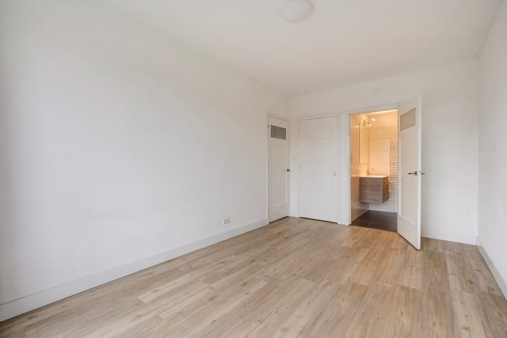 Foto 28 van Sportlaan 1164