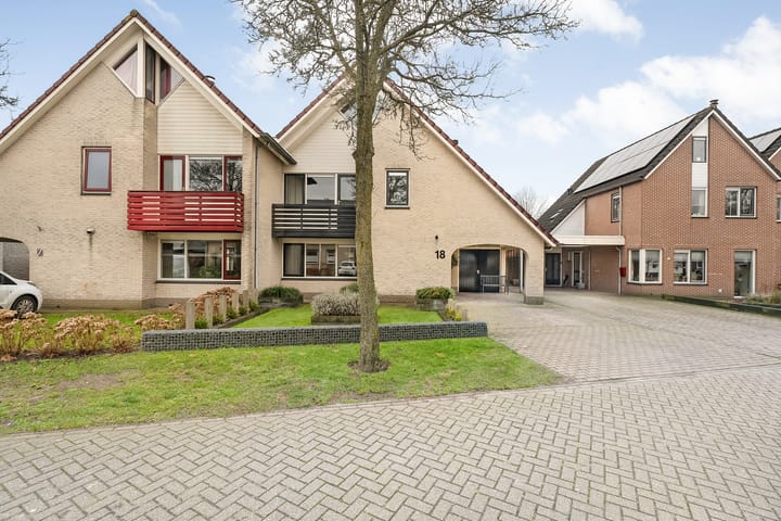 Foto 4 van Margriet 18