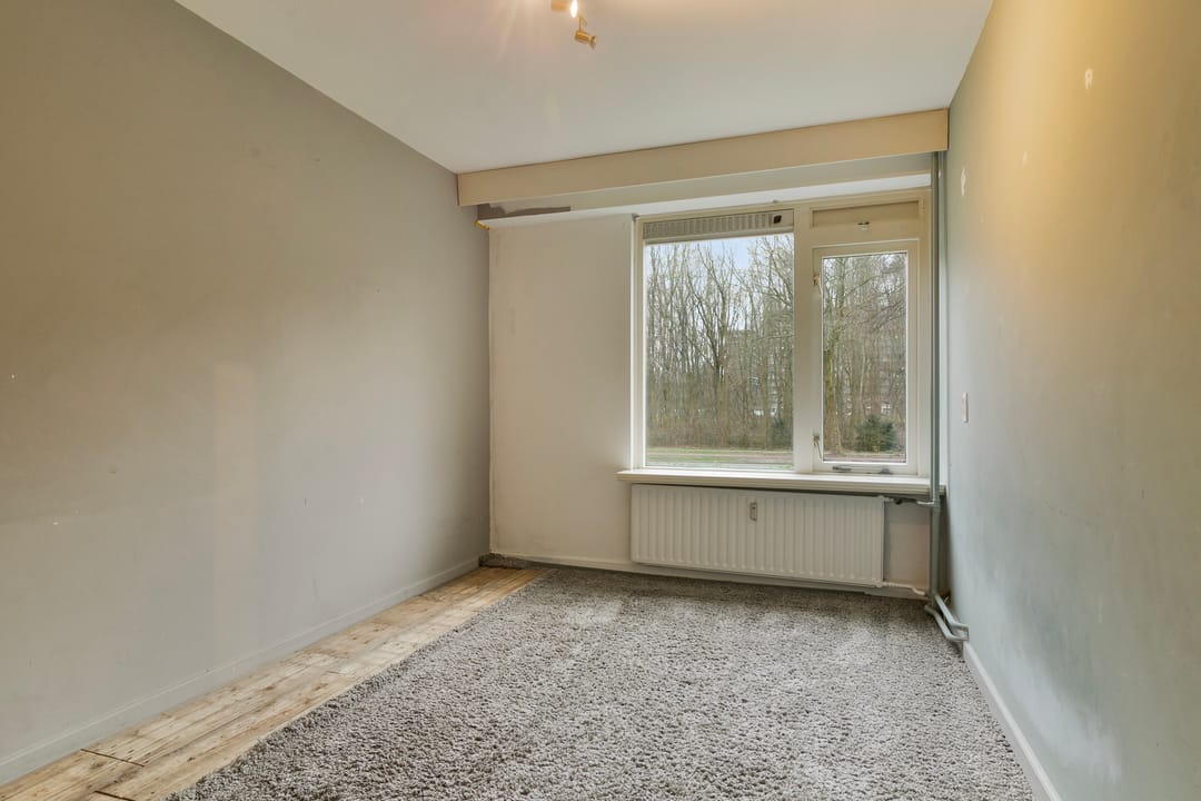 Foto 22 van Edmond Hellenraadstraat 58