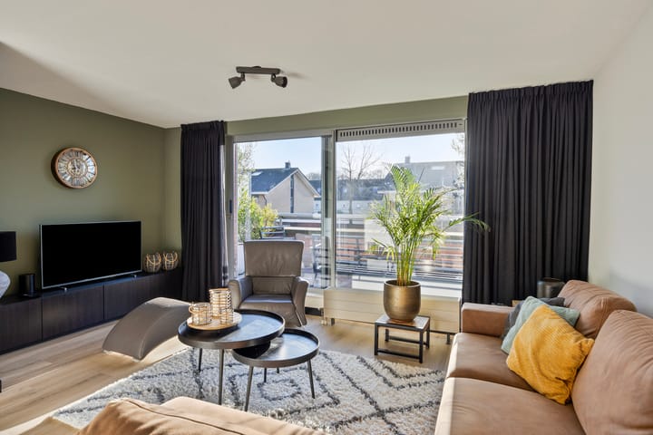 Foto 8 van De Hovenlaan 133