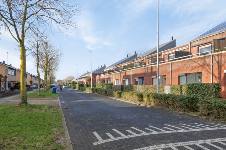 Foto 37 van De Hovenlaan 133