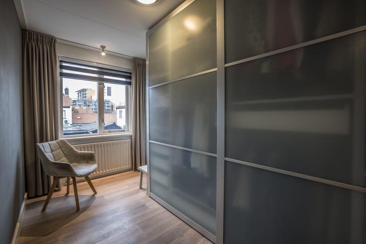 Foto 25 van Thomas a Kempislaan 25