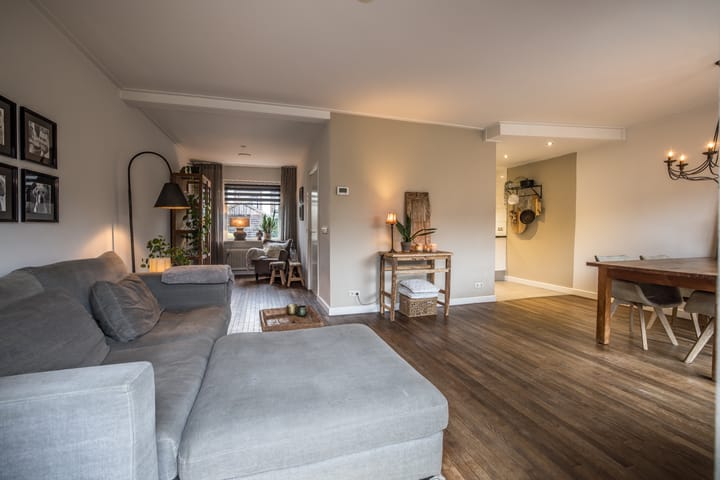 Foto 8 van Thomas a Kempislaan 25