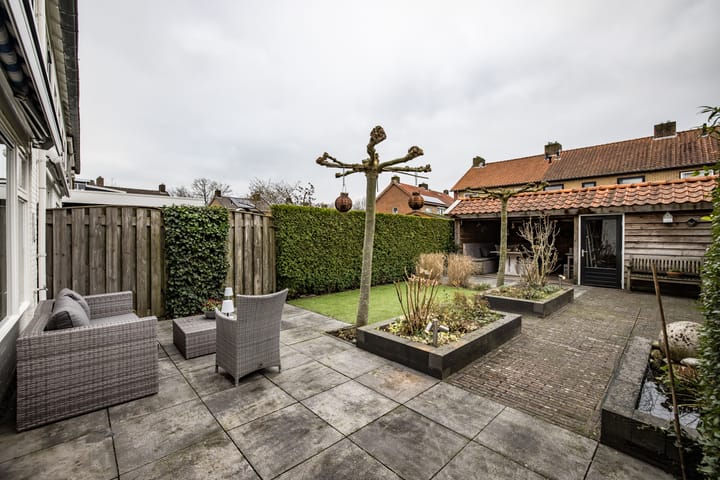 Foto 39 van Thomas a Kempislaan 25