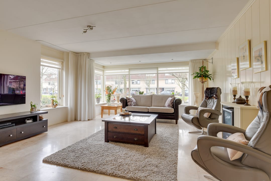 Foto 2 van Zwanebloem 18