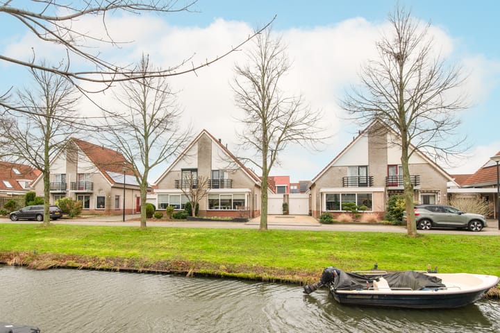 Foto 7 van Zwanebloem 18