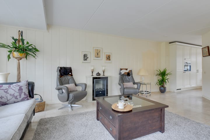 Foto 16 van Zwanebloem 18