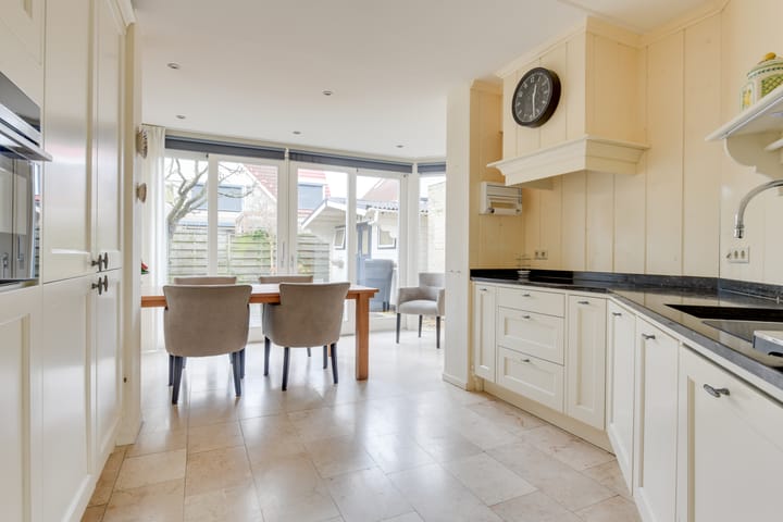 Foto 20 van Zwanebloem 18