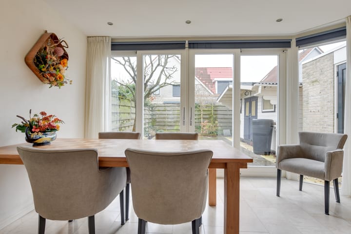 Foto 24 van Zwanebloem 18