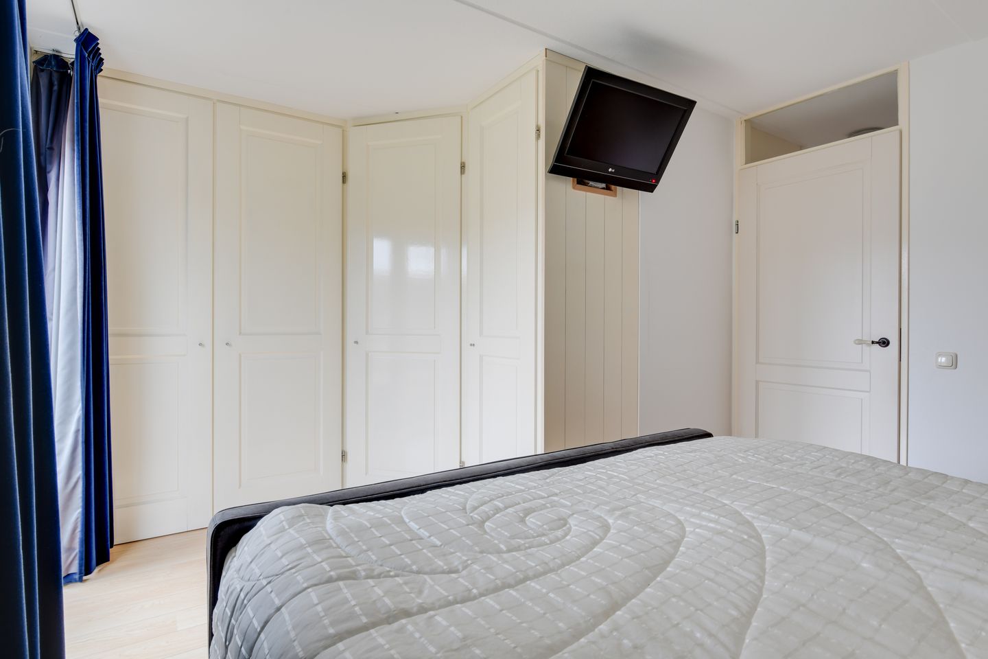 Foto 35 van Zwanebloem 18