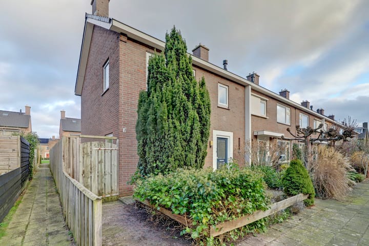 Foto 1 van Plevierstraat 15