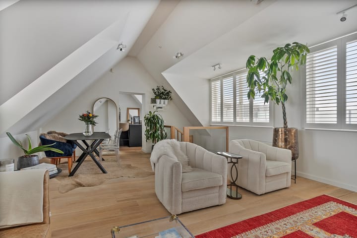 Foto 12 van Jekerstraat 25-B