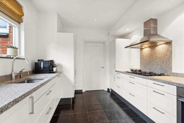 Foto 17 van Rijksstraatweg 154