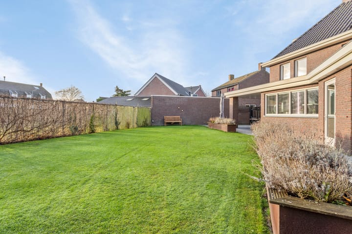 Foto 41 van Stationsweg 20