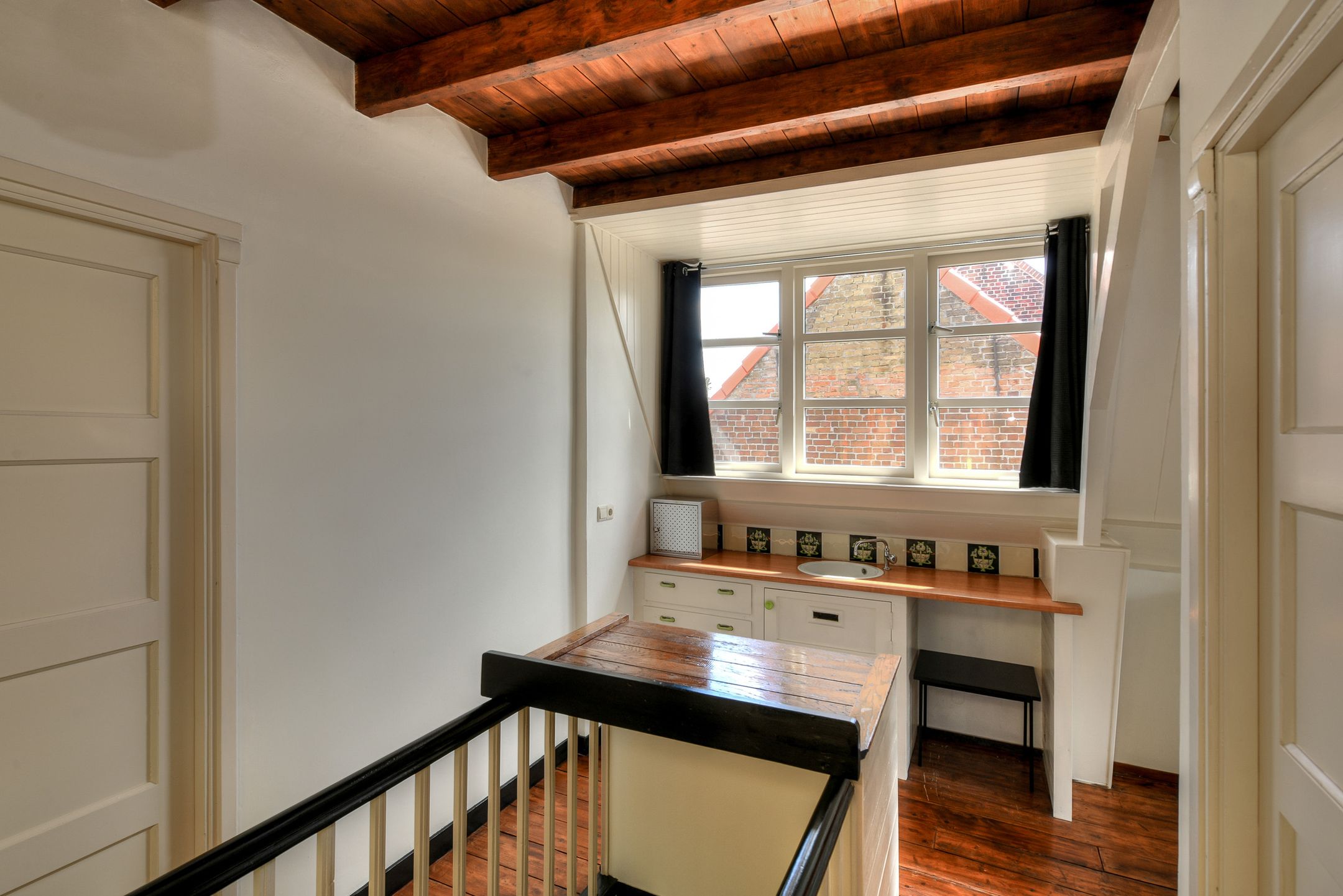 Photo 27 of Hoofdstraat 50