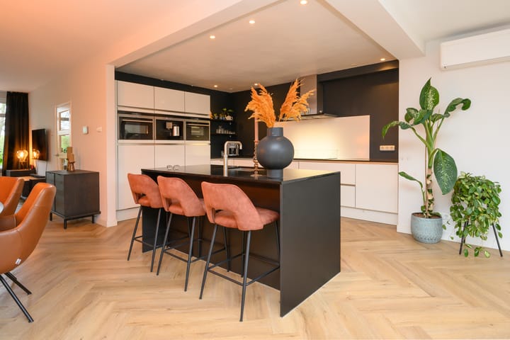 Foto 8 van Baron van Sytzamastraat 30