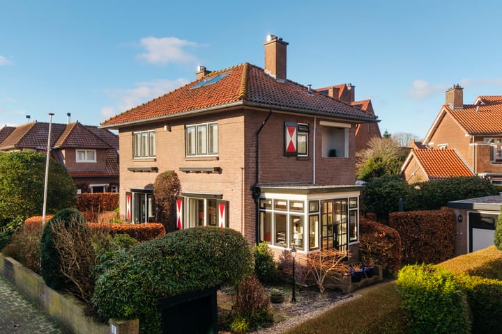 Foto 1 van Van Hoeylaan 12