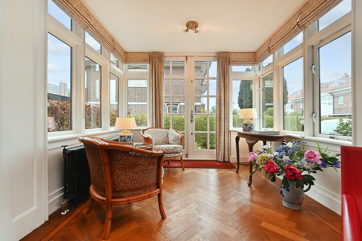 Foto 16 van Van Hoeylaan 12