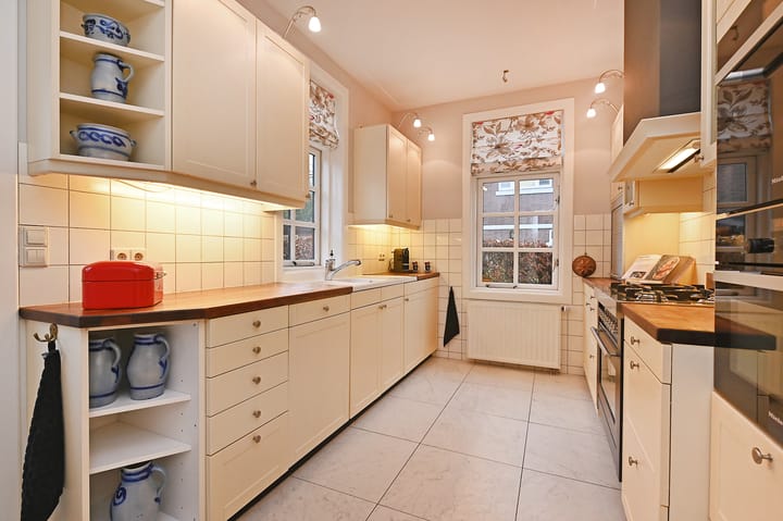 Foto 18 van Van Hoeylaan 12