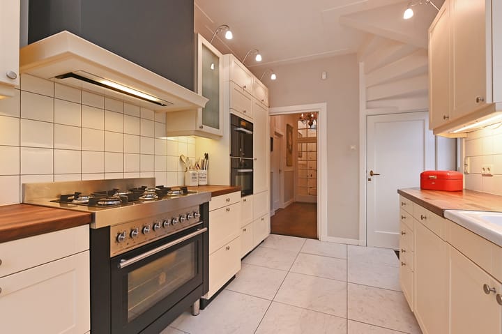 Foto 19 van Van Hoeylaan 12