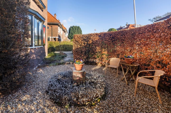 Foto 39 van Van Hoeylaan 12