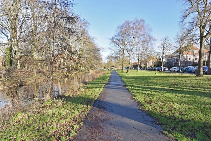 Foto 51 van Van Hoeylaan 12