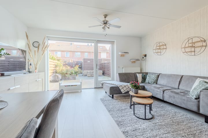 Foto 2 van Zwarte Ring 78