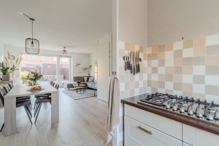 Foto 10 van Zwarte Ring 78